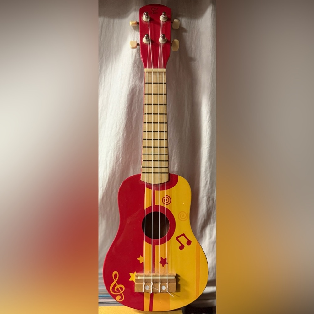Hape Small Ukulele